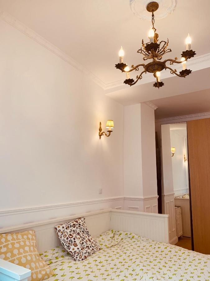 Privatunterkunft Parisian Style Private With Shared Bathroom Near Bastille And Gare De Lyon *